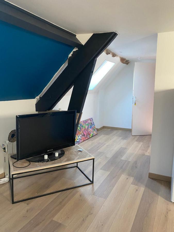 Appartement Contemporain Dange-Saint-Romain Экстерьер фото